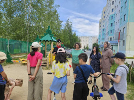 Правила дорожного движения - это ЗАКОН ДОРОГ, и его необходимо СОБЛЮДАТЬ! Правила дорожного движения - это ЗАКОН ДОРОГ, и его необходимо СОБЛЮДАТЬ!.