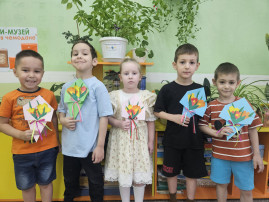 Цветы для мамы Цветы для мамы.