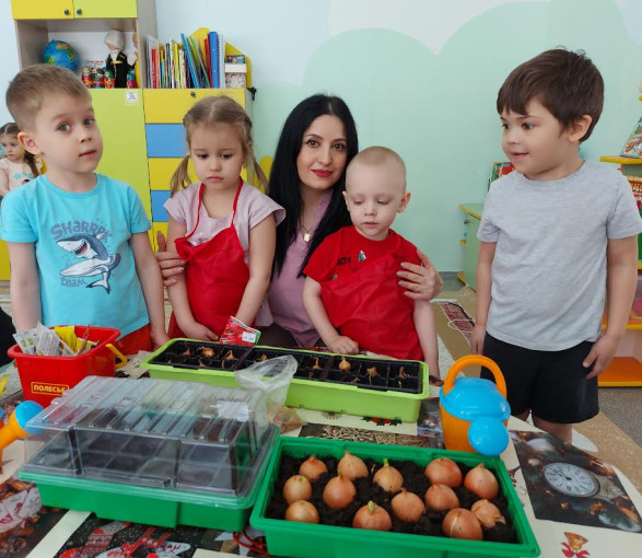 Огород на подоконнике Огород на подоконнике.