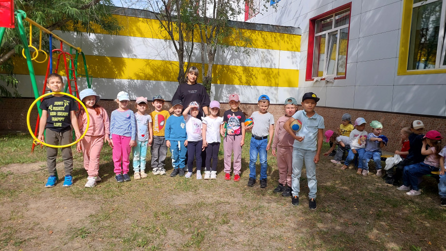 ВЕСЕЛЫЕ СТАРТЫ.