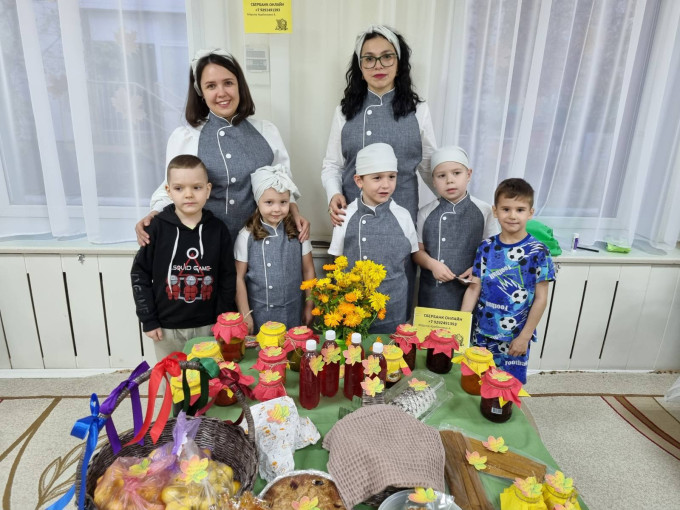 Ярмарка осенняя – всем на загляденье Ярмарка осенняя – всем на загляденье.