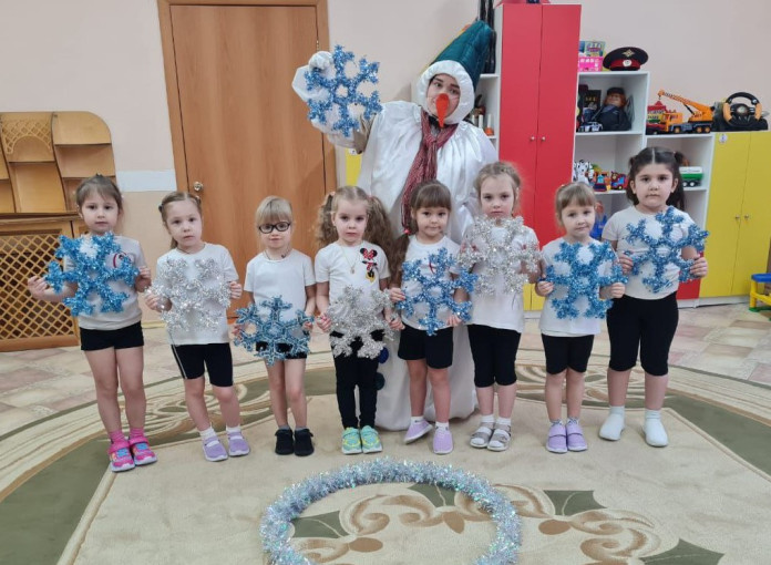 Дарите детям чудеса и положительные эмоции! Дарите детям чудеса и положительные эмоции!.